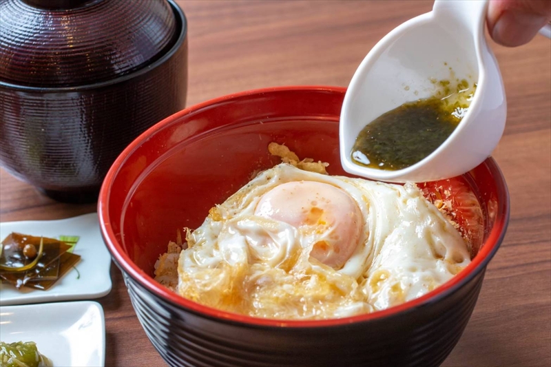 にし嶋オリジナル「大人のたまごかけ飯」